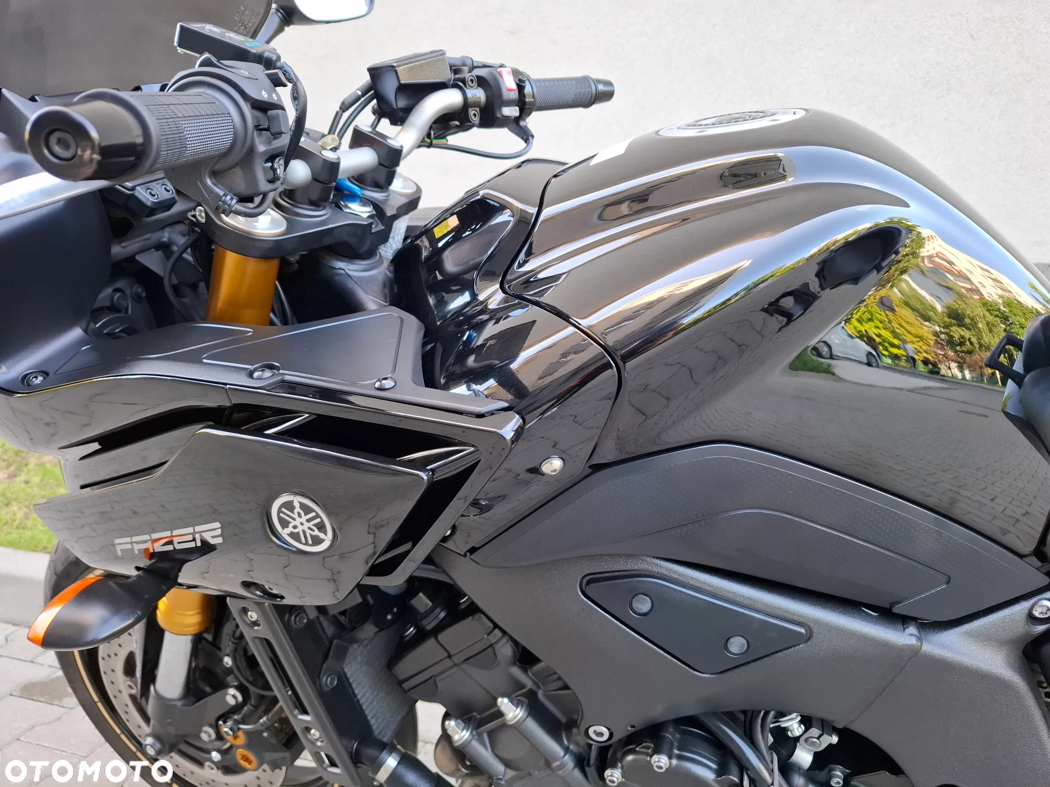 Yamaha FZ8 - 13