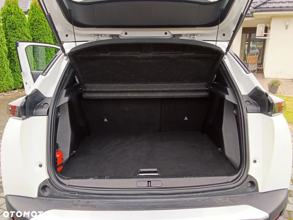 Peugeot 2008 - 14