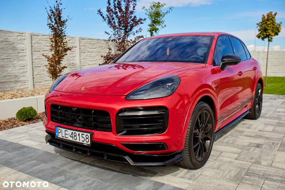 Porsche Cayenne - 2