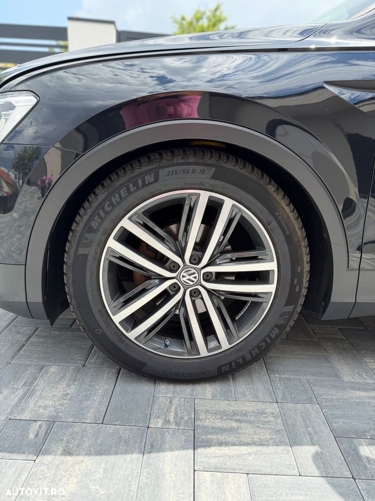Volkswagen Tiguan - 24