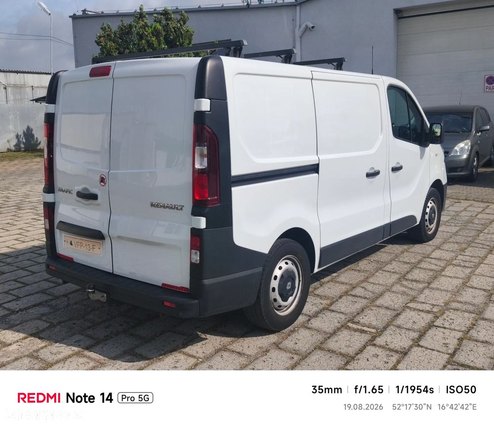 Renault Trafic - 16