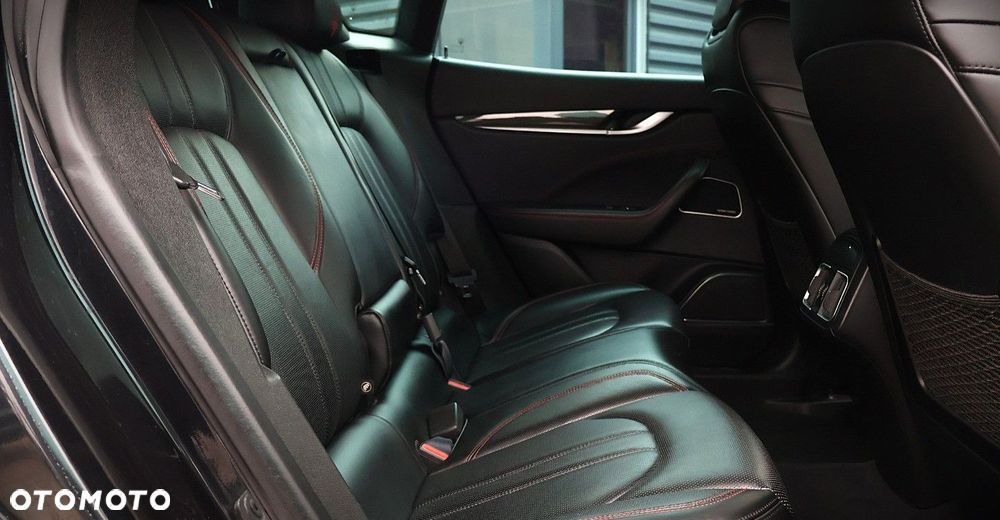Maserati Levante - 18