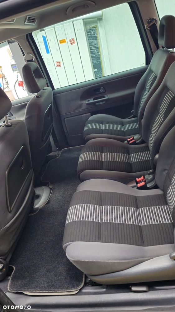 Volkswagen Sharan 1.9 TDI Comfortline - 10