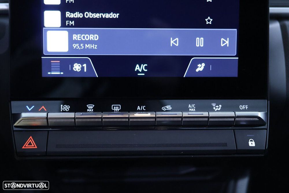 Renault Captur - 26