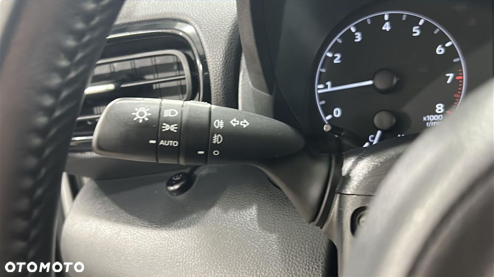 Toyota Yaris 1.5 Comfort - 26