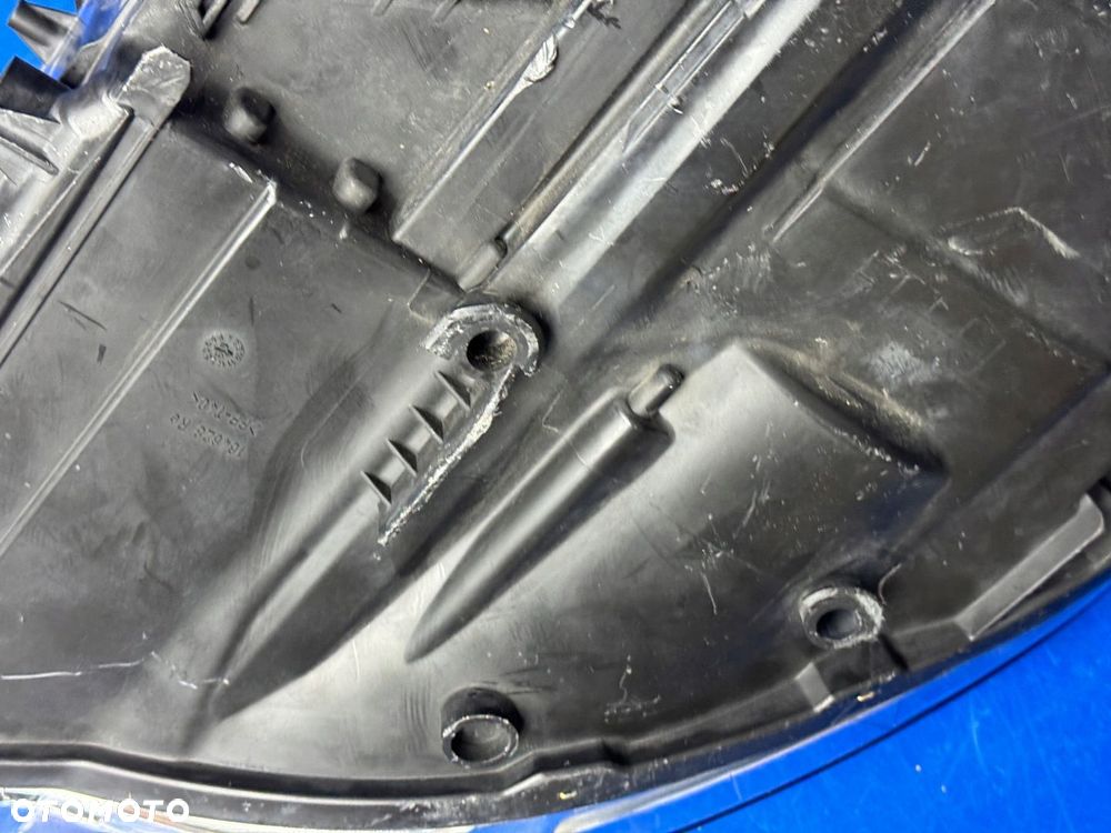 PRAWY BI XENON VW TOUAREG 7L LIFT HELLA BDB EUR - 10