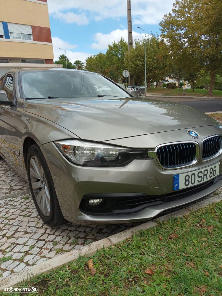 BMW 330 e iPerformance - 23