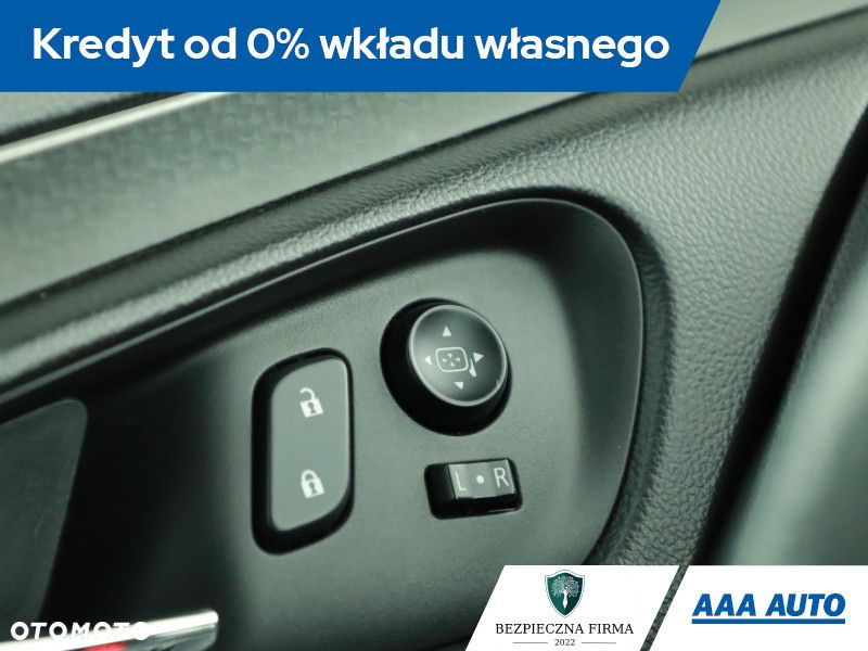 Opel Insignia - 13