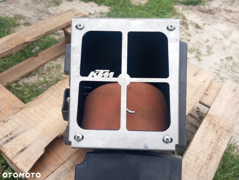 Obudowa filtra powietrza KTM LC4 640 króciec filtr plastik airbox G6 - 6