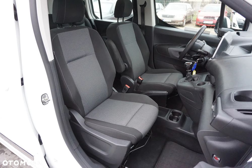 Toyota Proace City Verso 1.5 D-4D Business - 24