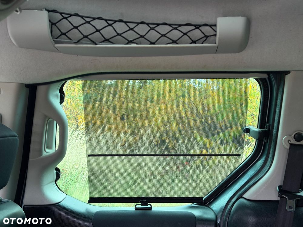 Peugeot Partner 1.6 HDi Outdoor - 29