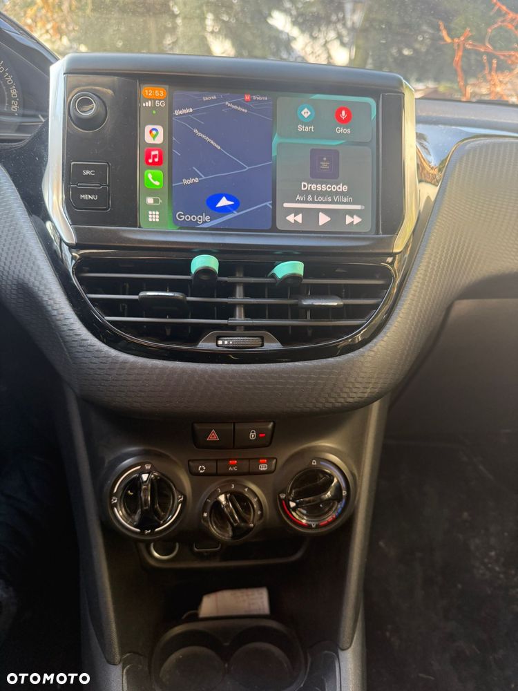 Peugeot 208 1.2 PureTech Style - 13