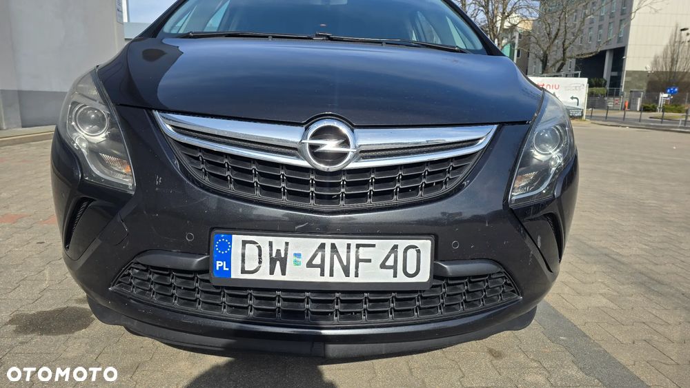Opel Zafira - 9
