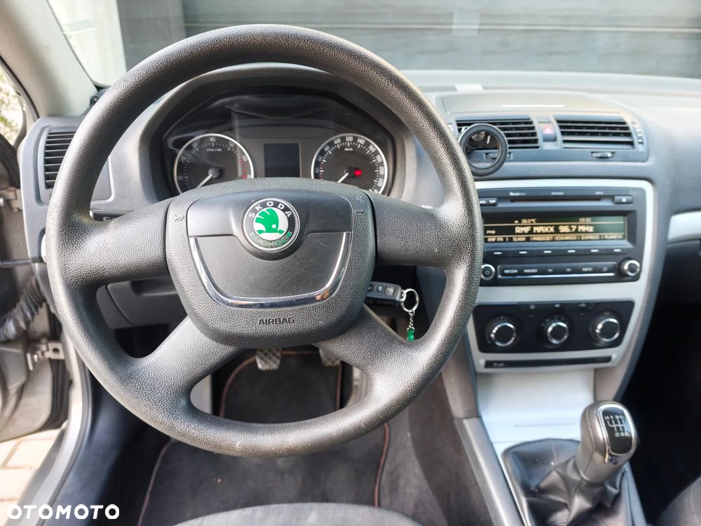 Skoda Octavia 1.4 TSI Ambiente - 17