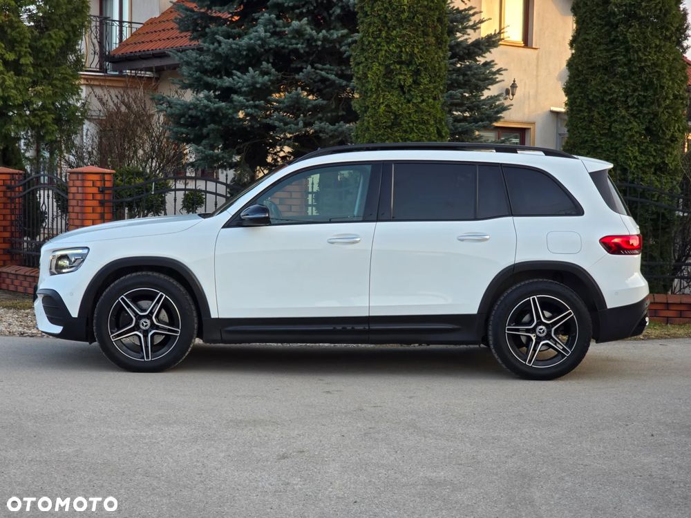 Mercedes-Benz GLB 200 d 4-Matic AMG Line 8G-DCT - 3