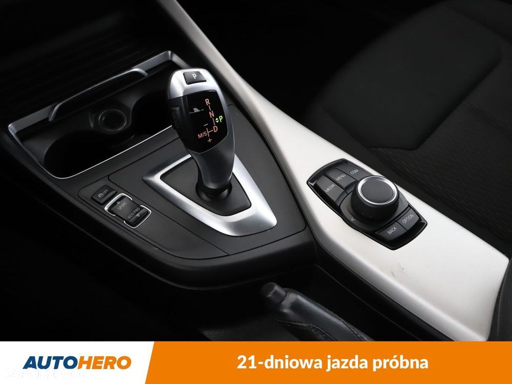 BMW Seria 1 118d Advantage - 27