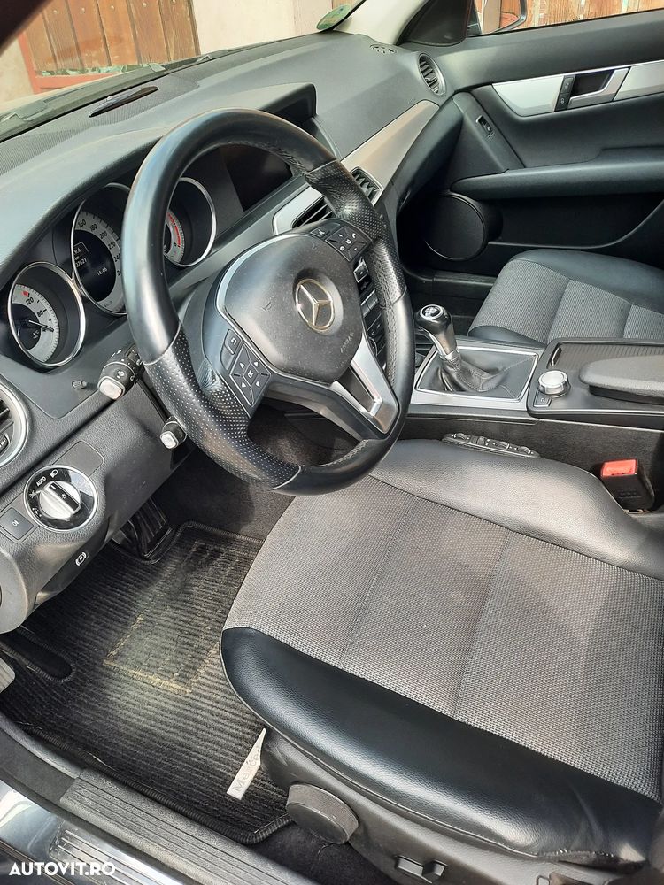 Mercedes-Benz C - 5
