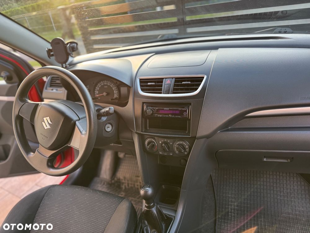 Suzuki Swift 1.2 Club - 7