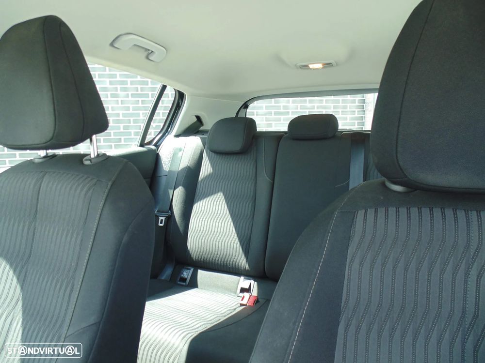 Peugeot 308 1.6 HDi Active - 32