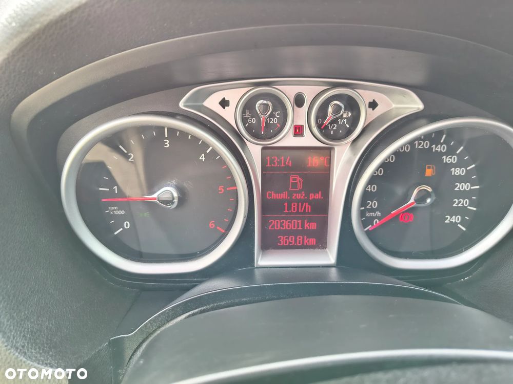 Ford Kuga 2.0 TDCi 2x4 Titanium - 19