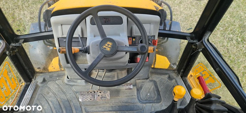 JCB 3CX - 9