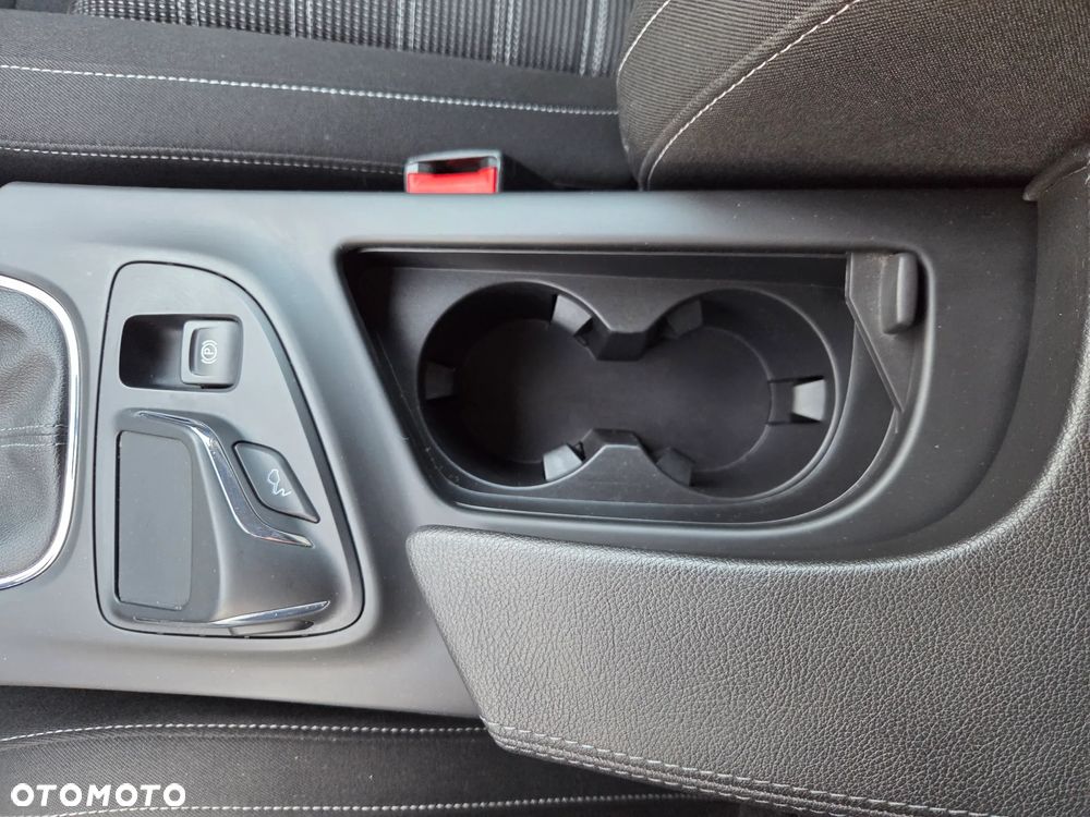 Opel Insignia 2.0 CDTI Sports Tourer ecoFLEXStart/Stop Business Innovation - 24