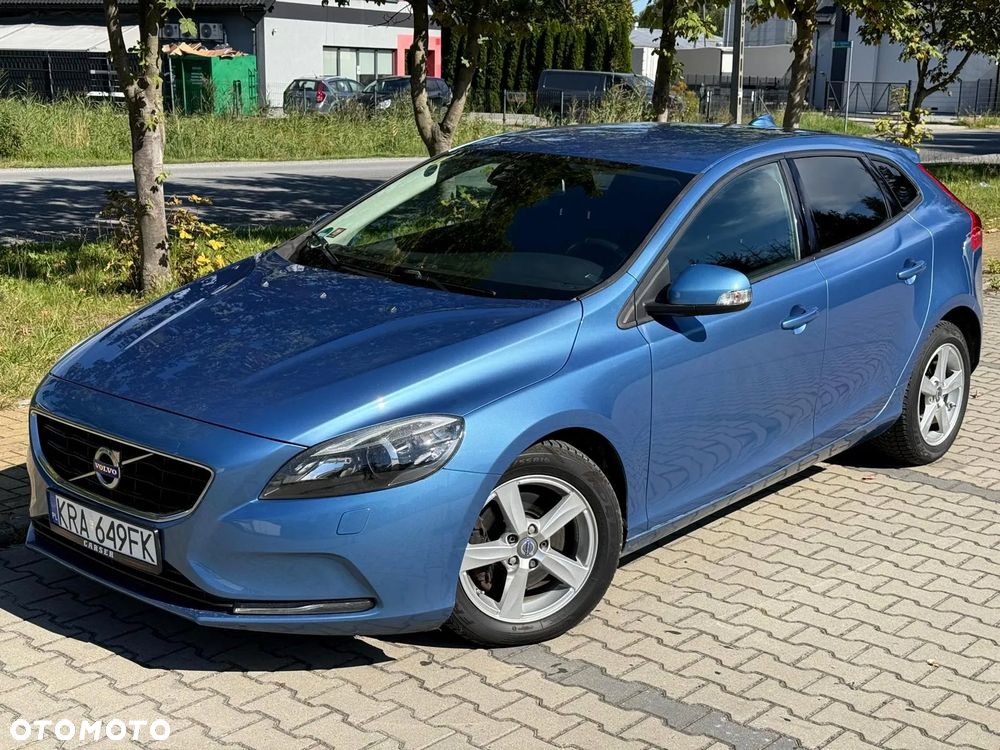Volvo V40 - 20