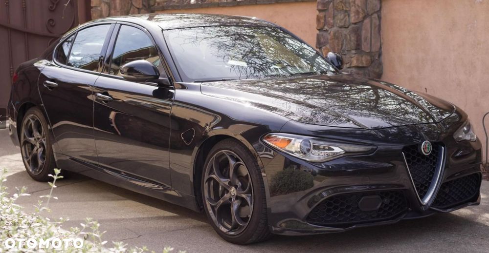 Alfa Romeo Giulia 2.0 Turbo TI Q4 - 9