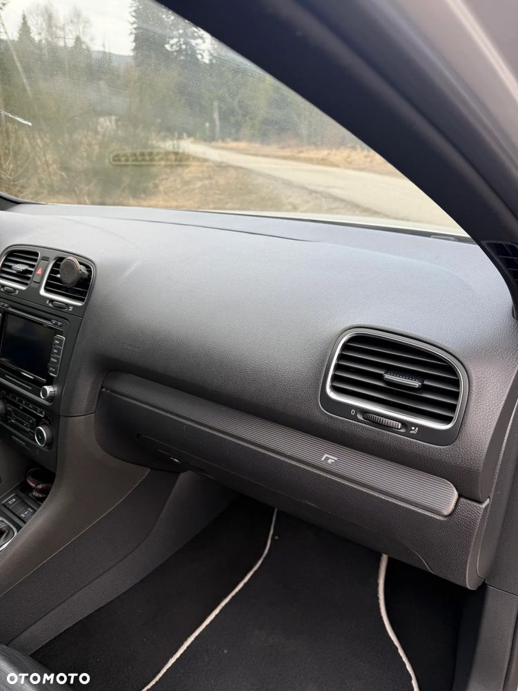 Volkswagen Golf - 15