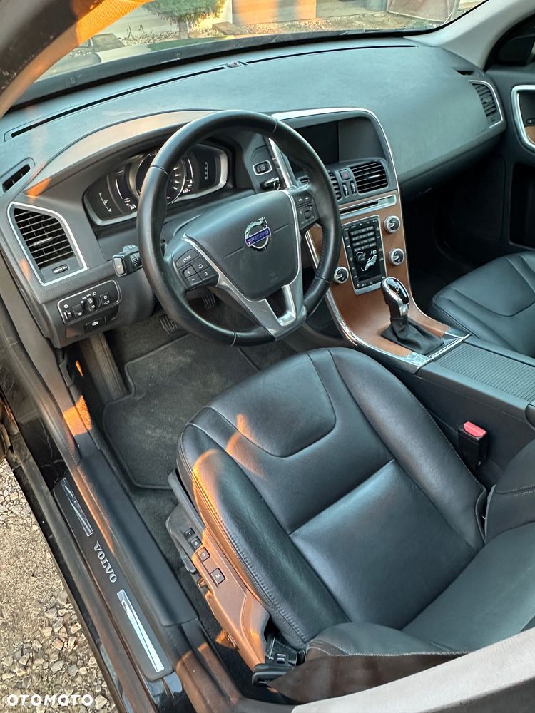 Volvo XC 60 - 26