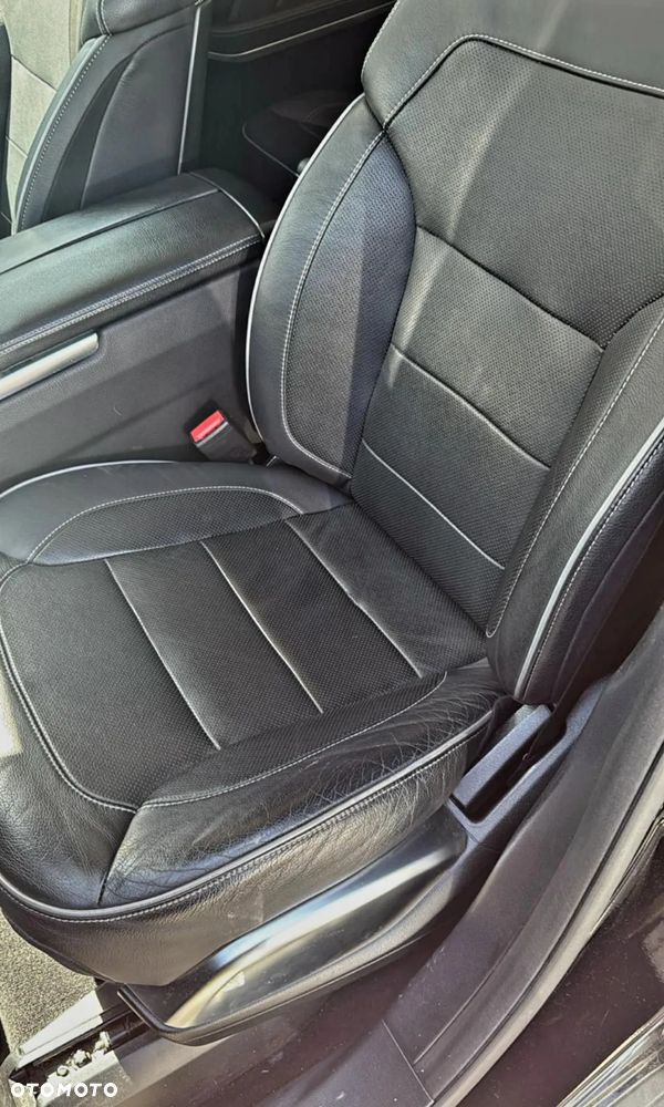 Mercedes-Benz GL 500 4Matic (BlueEFFICIENCY) 7G-TRONIC - 22