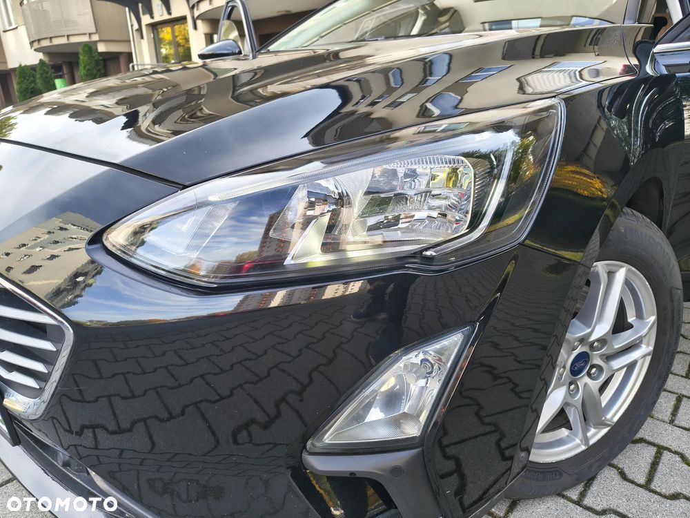 Ford Focus 1.0 EcoBoost mHEV Connected - 38
