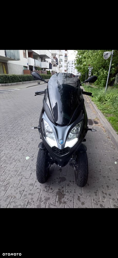 Piaggio MP-3 - 5