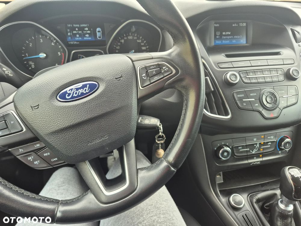 Ford Focus 1.5 TDCi Trend - 12