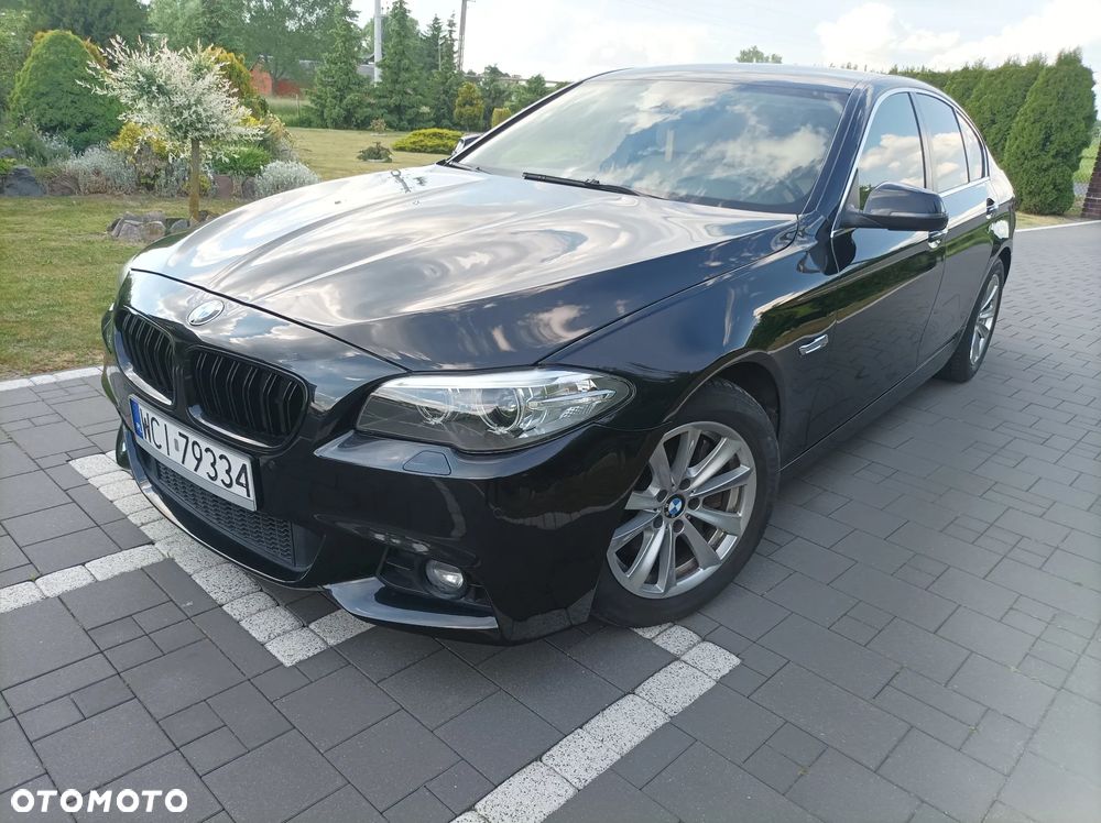 BMW Seria 5 525d xDrive - 2