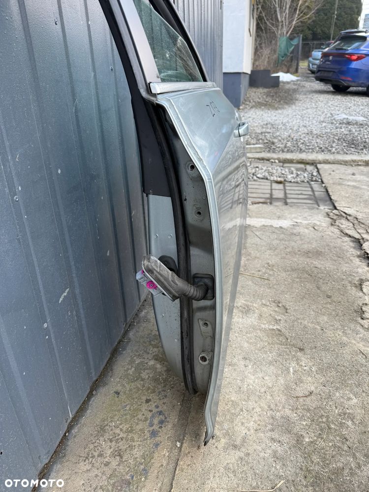 Opel Astra J IV KOMBI drzwi tylne tył lewe Z179 - 2