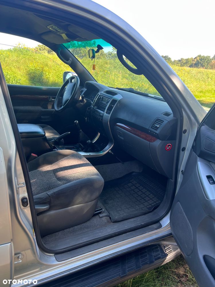 Toyota Land Cruiser - 9