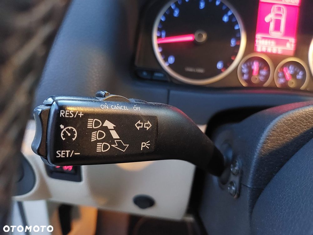 Volkswagen Tiguan 2.0 TDI DPF 4Motion DSG Track & Field - 30
