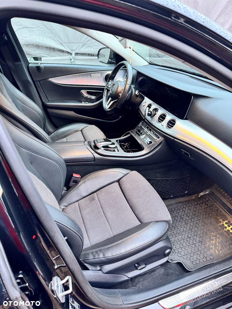 Mercedes-Benz Klasa E - 7