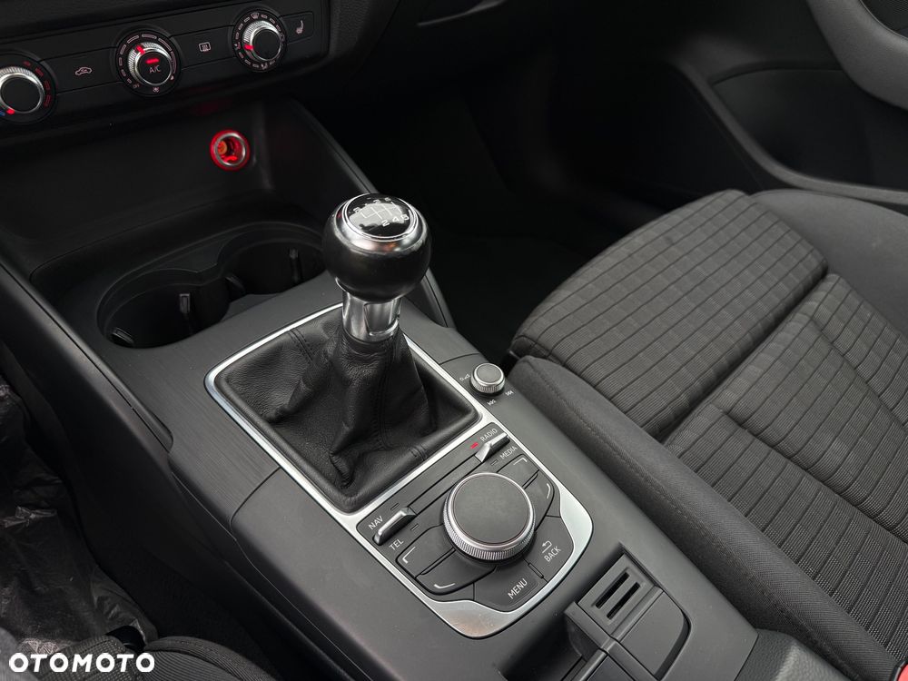 Audi A3 Sportback 1.4 TFSI Attraction - 20