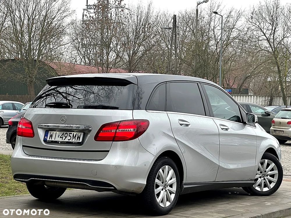 Mercedes-Benz Klasa B 180 (CDI) d 7G-DCT Style - 4