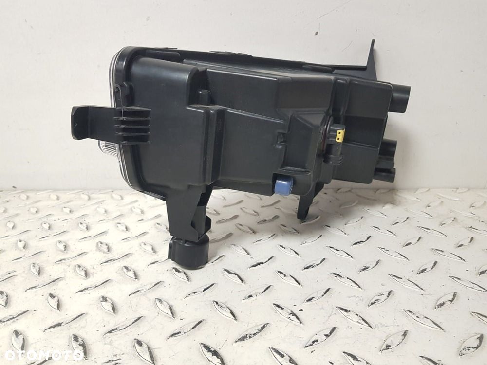 ORYGINALNY HALOGEN VW POLO 6 VI 17-25 2G 2G0 PRAWY LED DRL 2G0941662  06S - 8