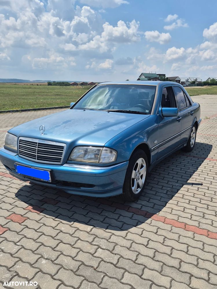 Mercedes-Benz C - 2