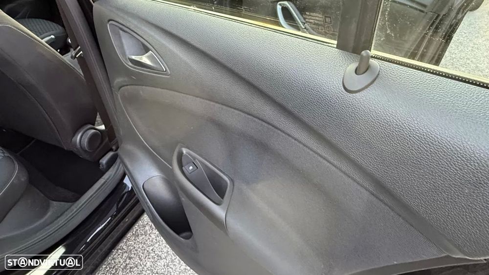 Opel Astra Sports Tourer 1.2 T Business Edition S/S - 28