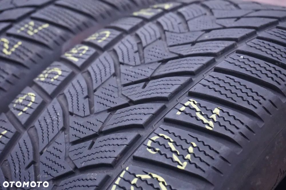 235 55 19 Dunlop Winter Sport 5 SUV - 6