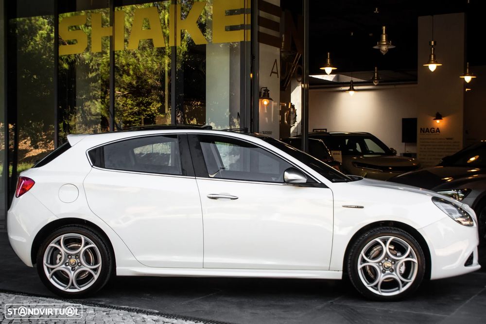 Alfa Romeo Giulietta 1.6 JTDM Distinctive - 5