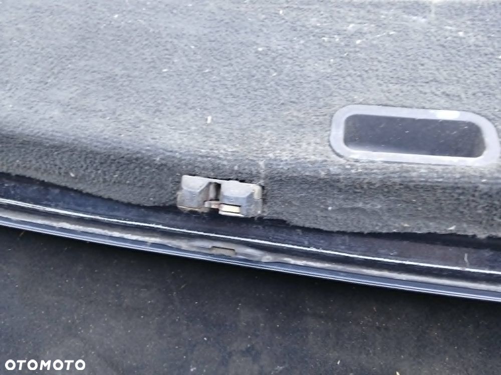 Volvo V40 klapa bagażnika - 7