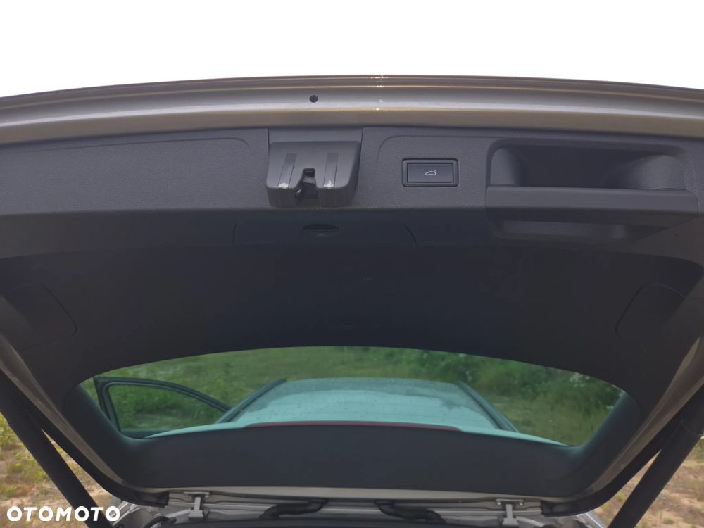 Volkswagen Passat 1.8 TSI BMT Comfortline - 18