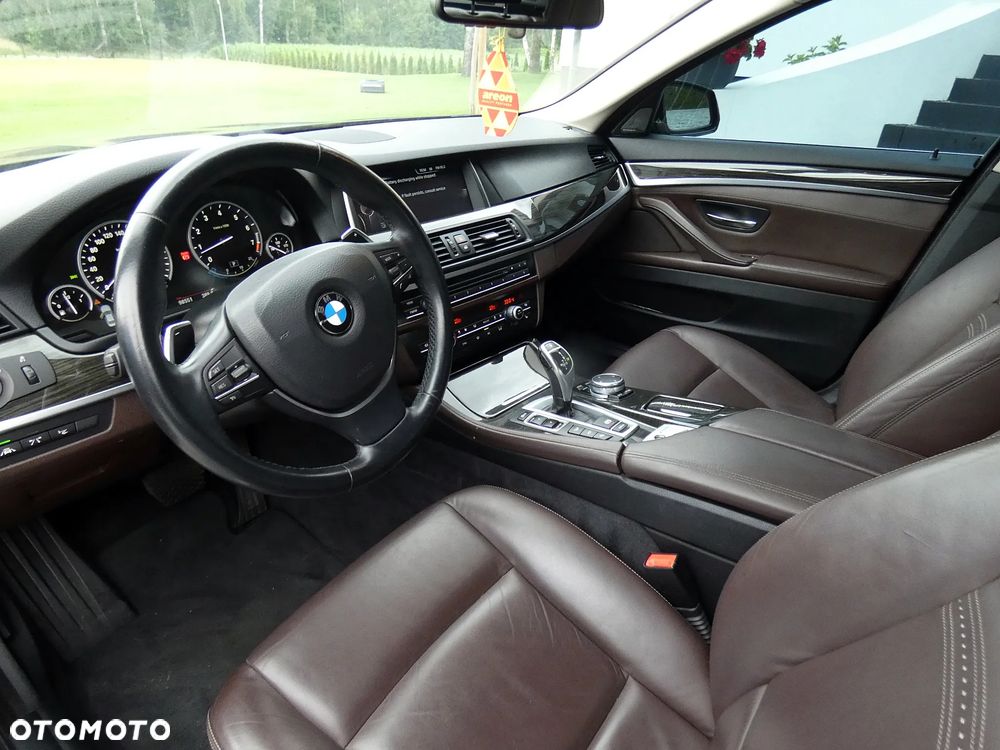BMW Seria 5 535i xDrive Luxury Line - 3