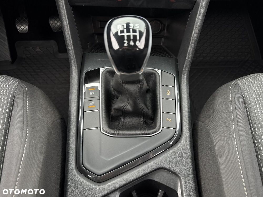 Volkswagen Tiguan 1.5 TSI EVO Life - 17